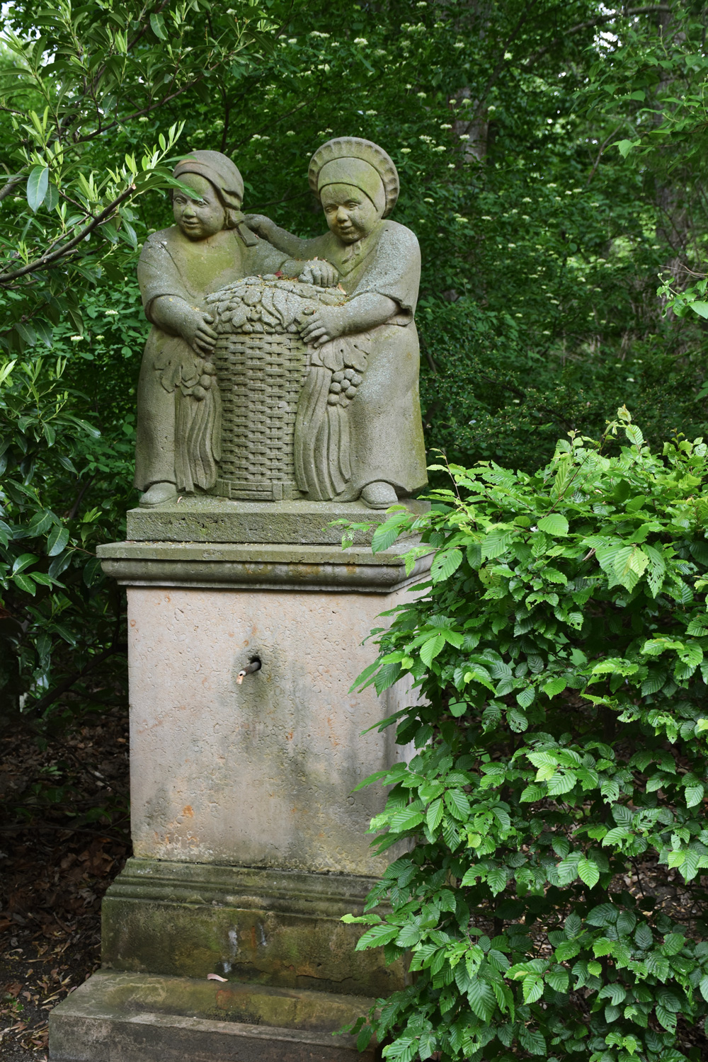 2-Brunnenfigur