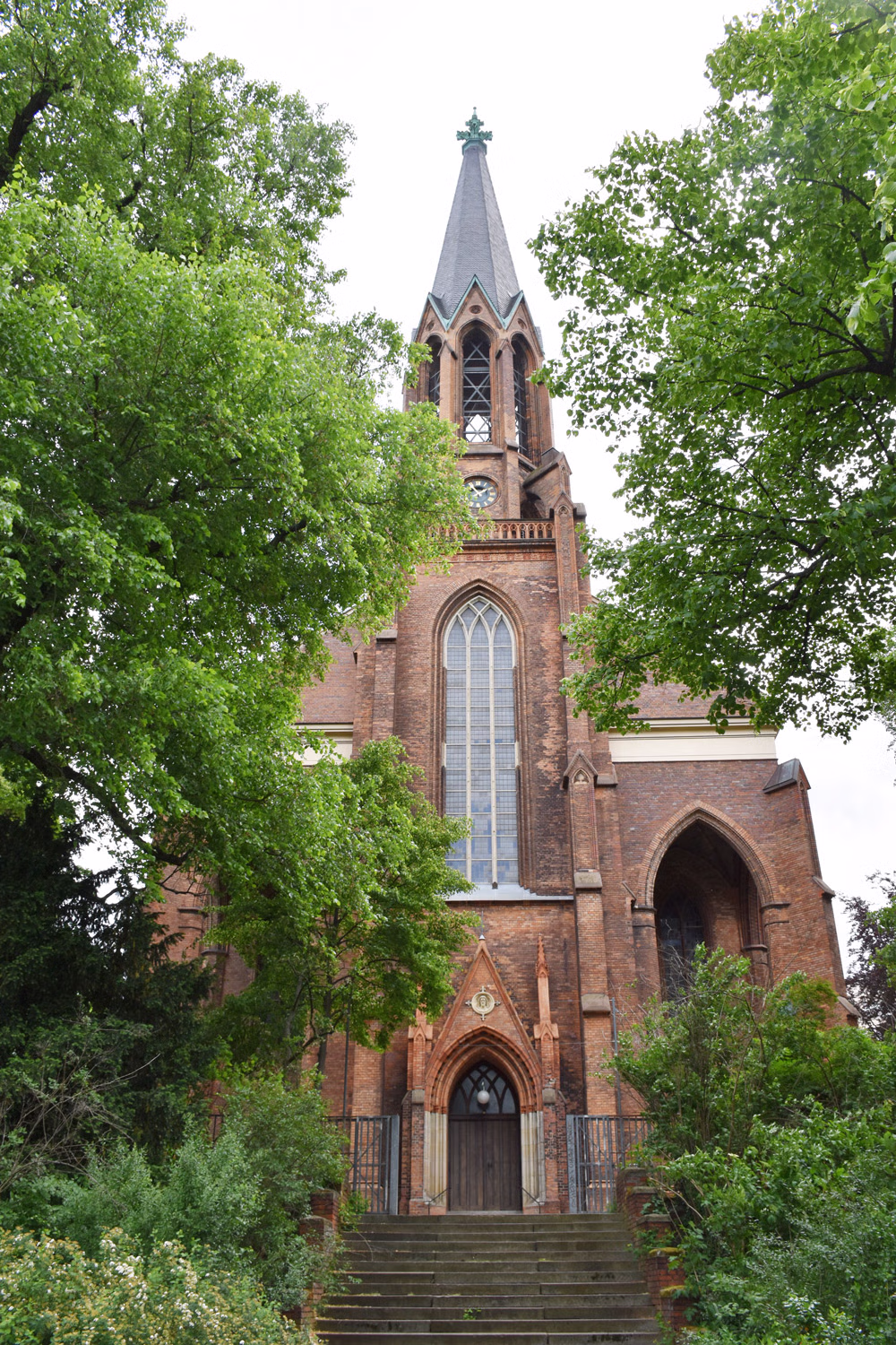 2-Eingang-Bartholomaeuskirche